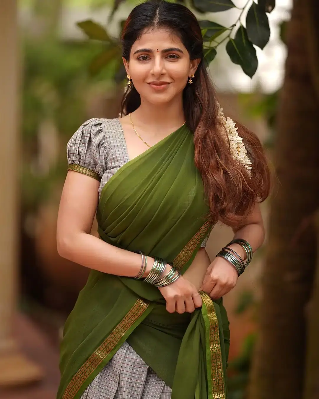 Iswarya Menon Sankranthi Special Traditional Green Half Saree Photos